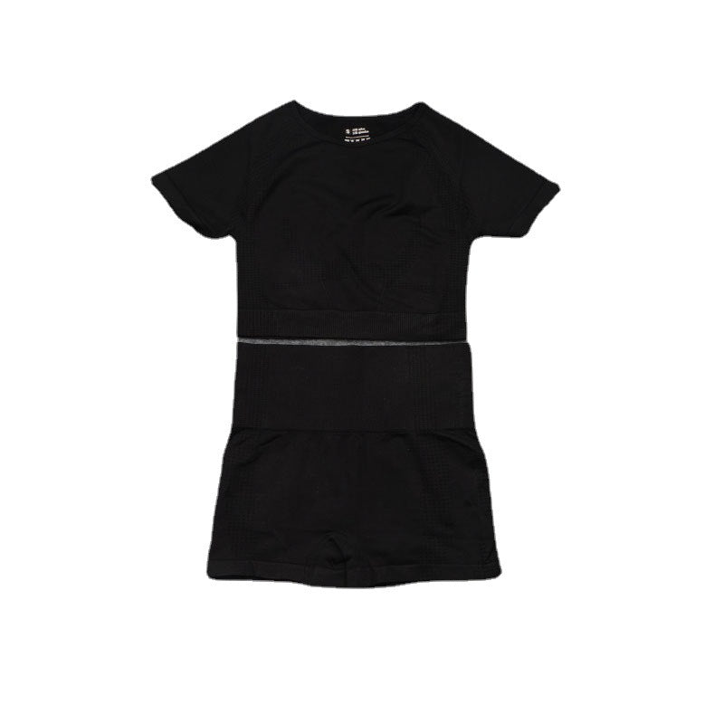 European and American Seamless Knitted Sports Yoga Suit Women's Quick-drying Short-sleeved Shorts Tight Two-piece Set Women's Spot